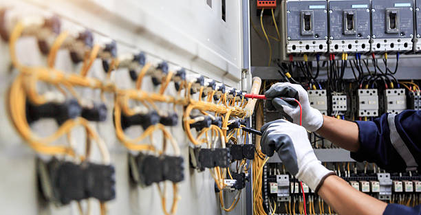 Professional Electrician technician working in Lake Shore, MD